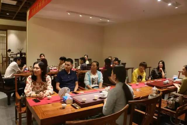 汉唐郑州店 | 凤凰茶城携手招商银行中秋雅集插图9 汉唐郑州店 | 凤凰茶城携手招商银行中秋雅集插图9